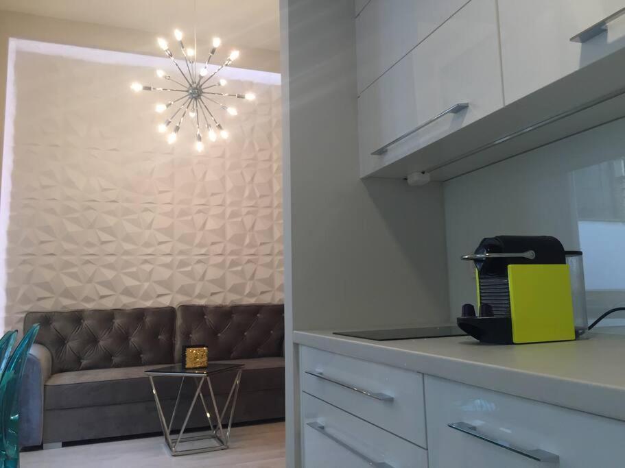 Stylish Apartment Near The River Budapest Exteriör bild
