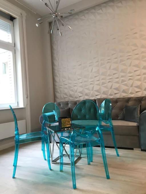 Stylish Apartment Near The River Budapest Exteriör bild